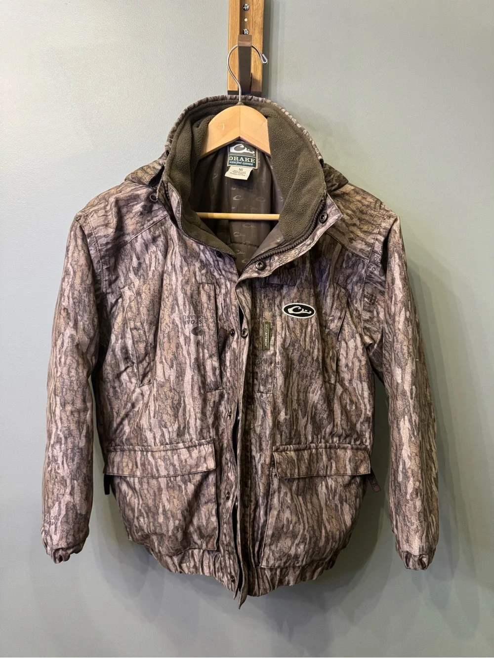 Drake Kids' Mossy Oak Bottomland Camo Puffer Jacket - Brown & Green